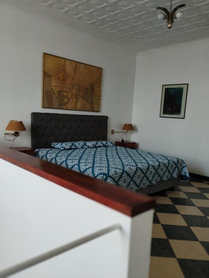 Hotel Valladolid Heredia Bagian luar foto