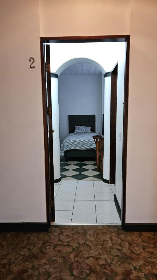 Hotel Valladolid Heredia Bagian luar foto