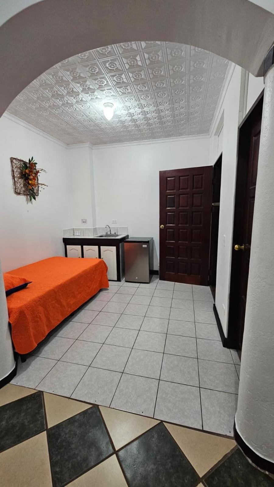 Hotel Valladolid Heredia Bagian luar foto